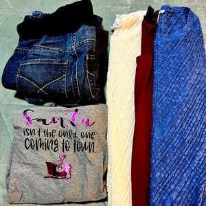 Maternity clothing lot